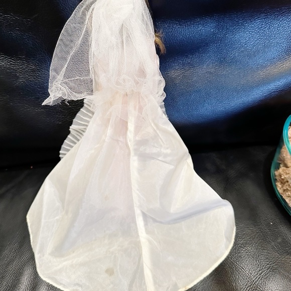 Vintage Barbie Wedding Dress and Vail from 1960s - Picture 2 of 6